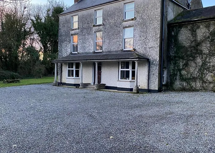 Farnagh House - En Suite Bedrooms