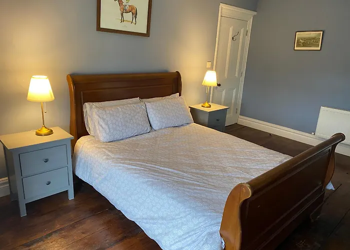 Farnagh House - En Suite Bedrooms